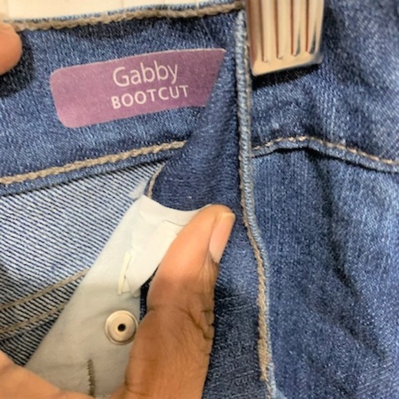 Gloria Vanderbilt Blue Jean - Picture 5 of 5